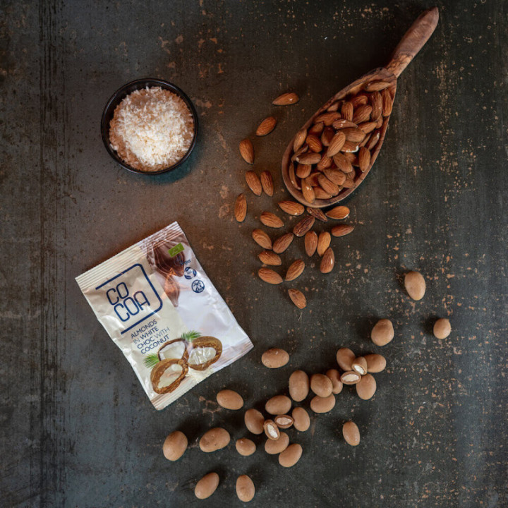 BIO Migdały w białej polewie kokosowej CoCoa 70 g