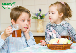 Herbatki dla dzieci - od kiedy można je podawać i jak wybrać bezpieczny napar?